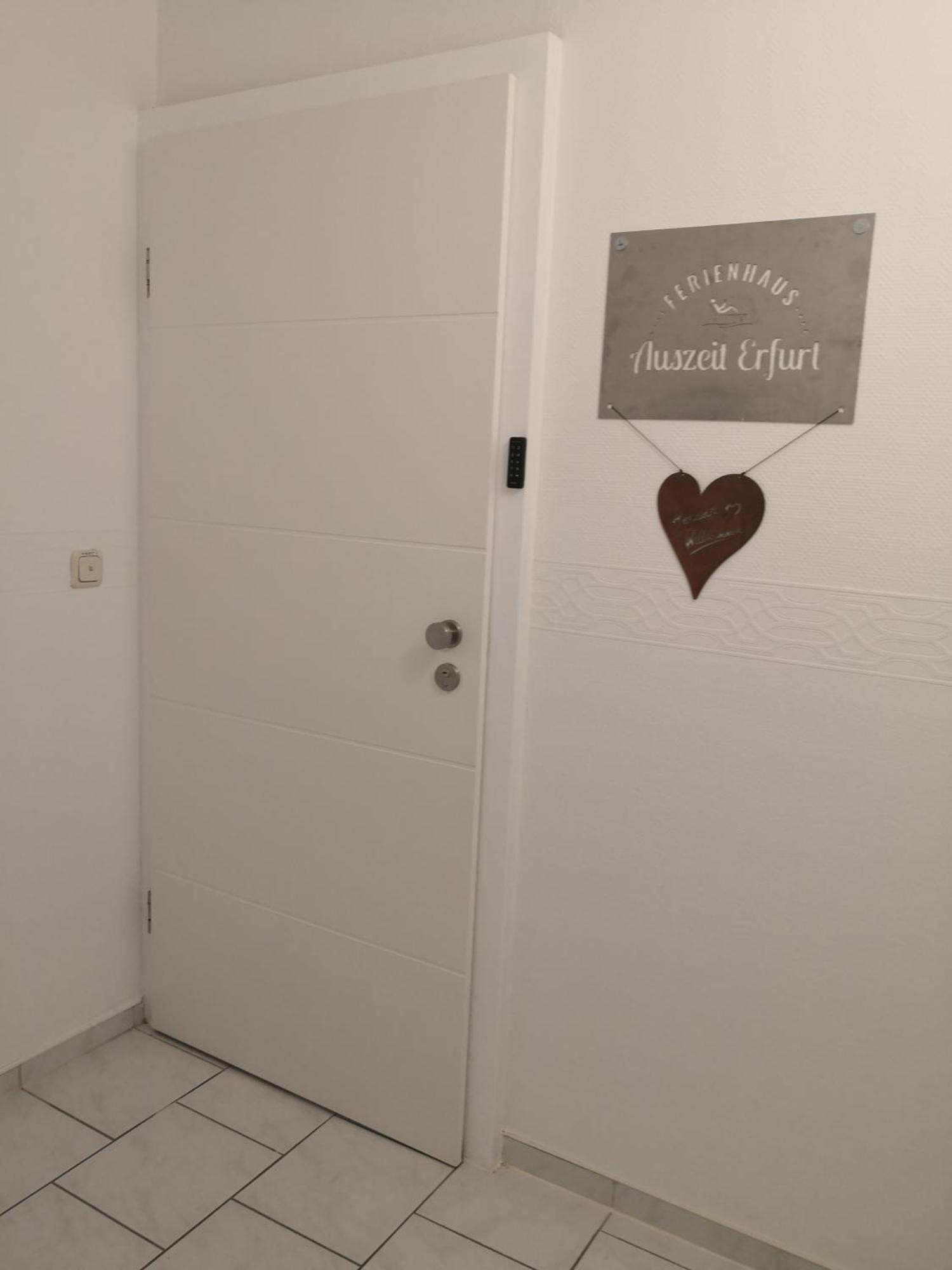 Auszeit2 Erfurt - Stilvolle Dachwohnung Mit Parkplatz - Zentrumsnah Dış mekan fotoğraf